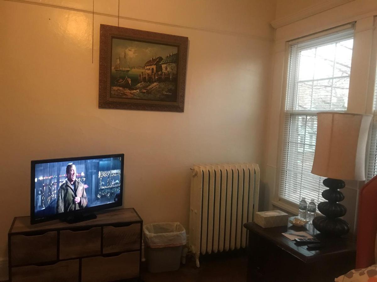 エリー 5 Star Victorian Mansion-Downtown No Locals Bed & Breakfast エクステリア 写真